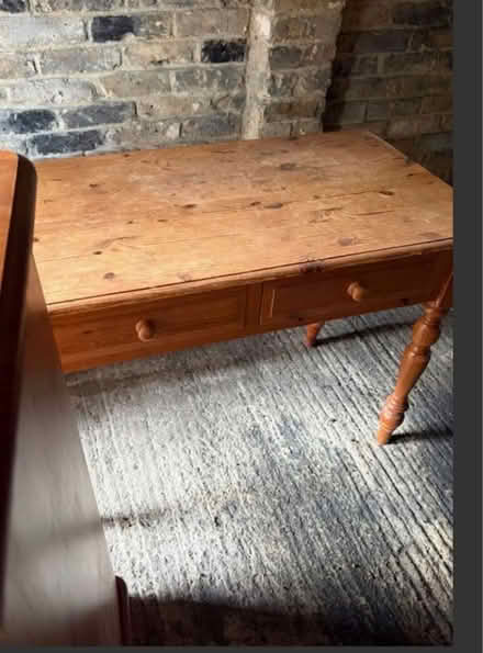 Photo of free Desk (Beckenham BR3) #2