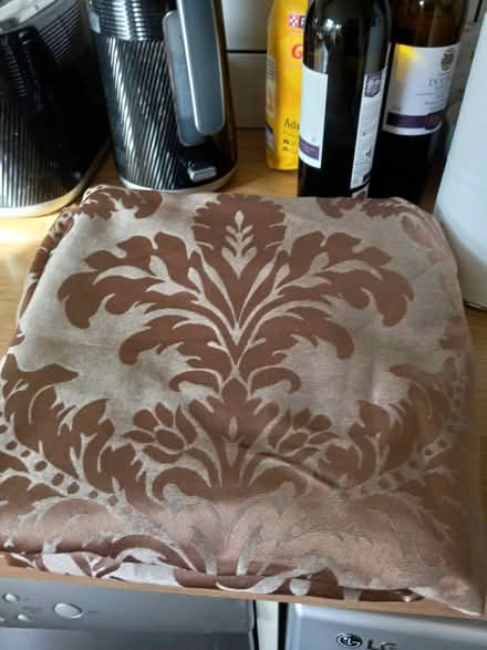 Photo of free Duvet cover and 2 pillowcases (Roundhill area brighton BN2) #1