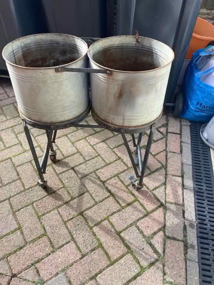 Photo of free Planters (Hg20bj HG2) #1