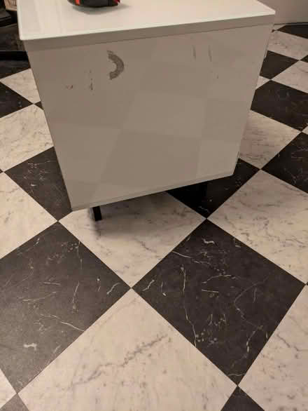 Photo of free White TV table / bedside table (Sidcup DA15) #4