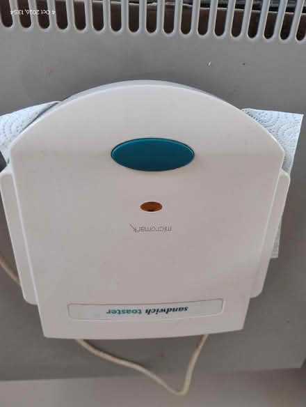 Photo of free sandwich toaster (Southsea PO5) #1