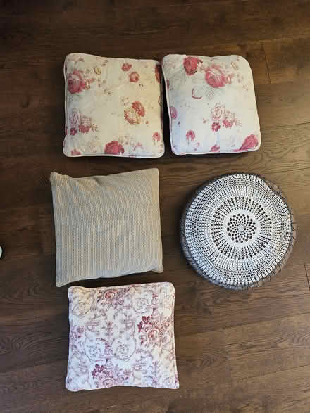 Photo of free Pillows (Saratoga Saratoga-Sunnyvale Rd) #1