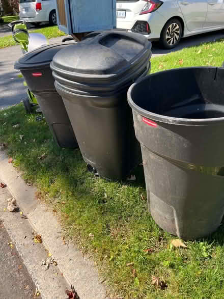 Photo of free Garbage Cans (Barrhaven) #1