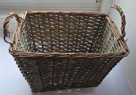 Photo of free Wicker basket (Oxgangs EH13) #3
