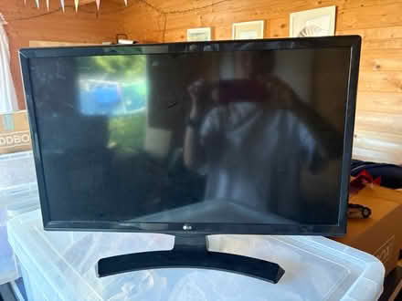 Photo of free Computer screen (Patcham - BN1) #1