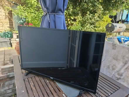 Photo of free 32 inch 720p Phillips TV (Addlestone KT15) #1