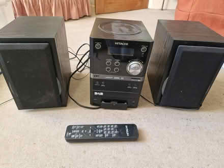 Photo of free Mini Hi Fi not working (Wimborne Town centre, BH21) #1
