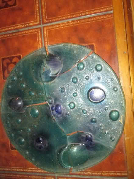 Photo of free very broken, big glass plate (Old Ottawa South) #1