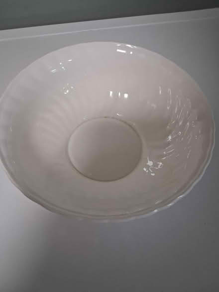 Photo of free White ceramic bowl (Woolton L25) #1