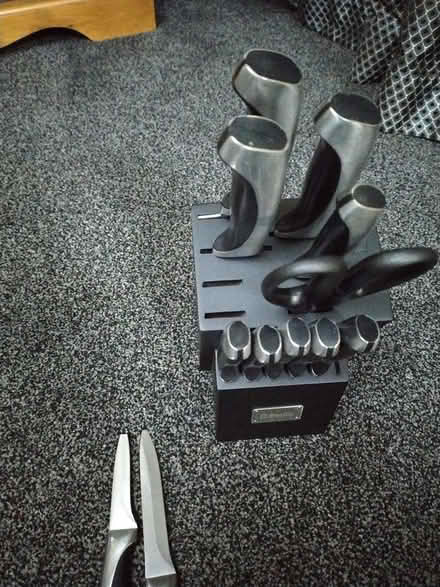 Photo of free knife set (Kendal LA9) #1