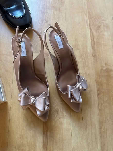 Photo of free Women’s shoes size 40 (SW19 Gap Road) #1