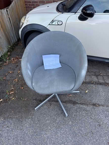 Photo of free Office chair (Stoughton road, guildford) #1