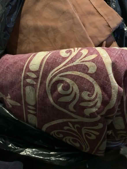 Photo of free Double Quilt Covers & Pillow cases (London SW19) #3