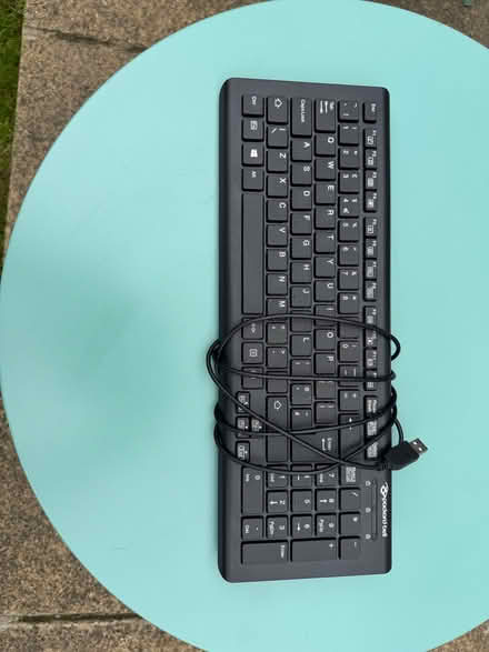 Photo of free PC peripherals (Barkingside IG5) #1