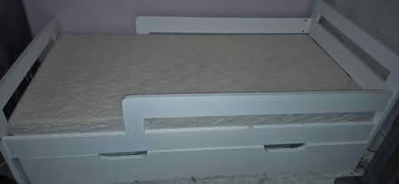 Photo of free Toddler's bed (Nw10 9ju l) #2