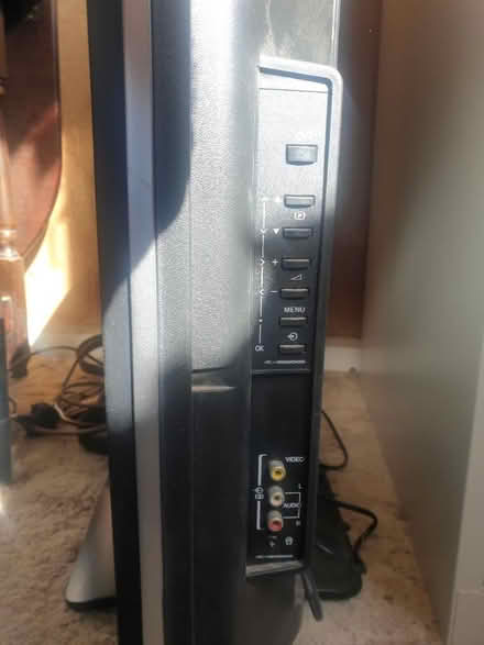 Photo of free Television (Sandon CM2) #2