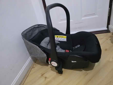 Photo of free Baby car seat (Erith DA8) #2