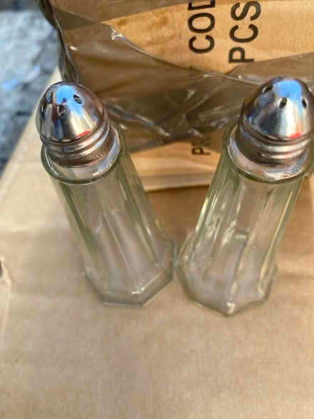 Photo of free Salt or pepper mills (Surrey quays SE16) #1