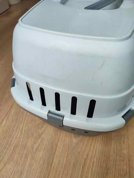 Photo of free Cat Carrier (Guildford GU2) #2