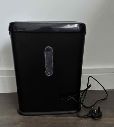 Photo of free Paper Shredder (Central Watford WD17) #2