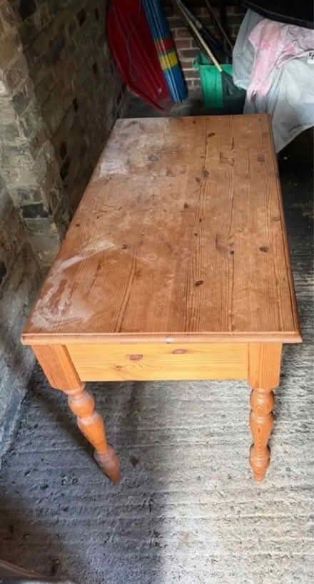 Photo of free Desk (Beckenham BR3) #1