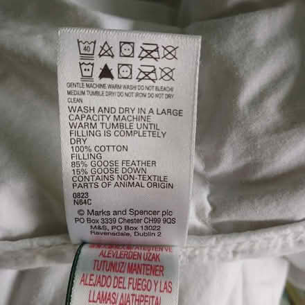 Photo of free King Size 10.5 tog duvet M&S feather duvet (Trefor LL65) #2