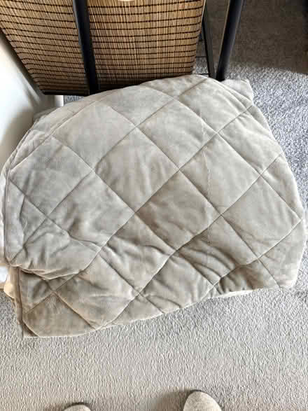 Photo of free Double Aeyla Weighted Blanket (Tufnell Park N7) #1