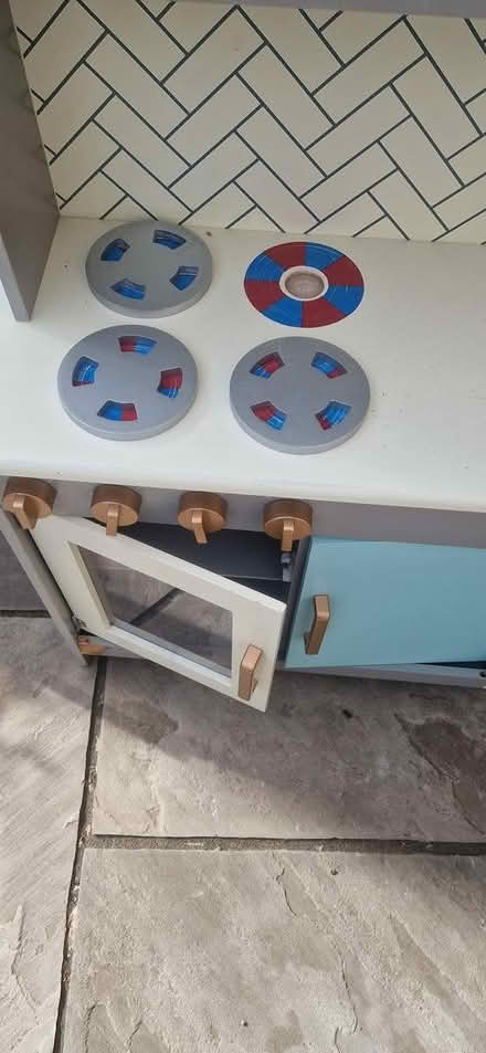 Photo of free Wooden play kitchen (Bestwood park nottingham NG5) #4
