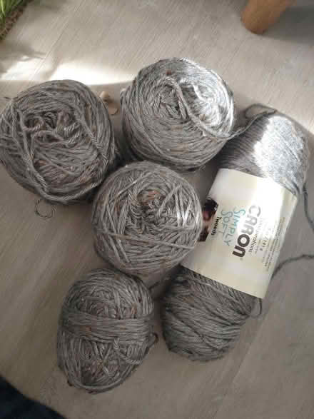 Photo of free Caron simply soft Tweed yarn (Staplehurst TN12) #1