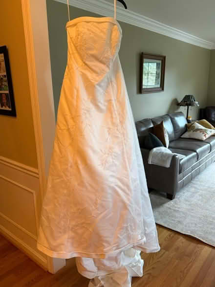 Photo of free Bridal Gown (Near Montrose Rd and 270) #2