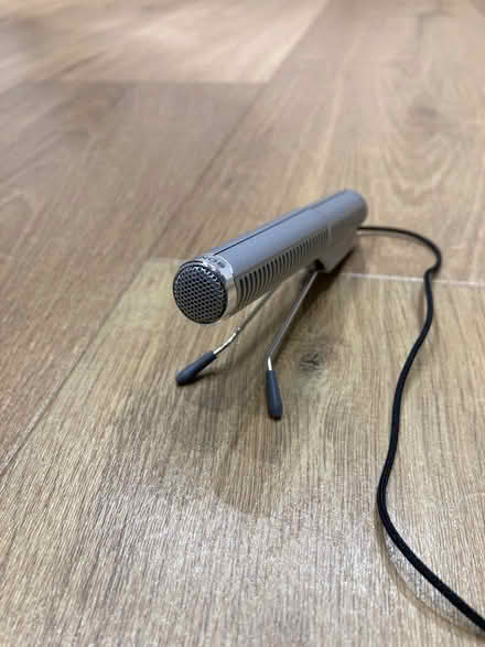 Photo of free Microphone (Enfield EN2) #3