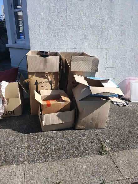 Photo of free Household clearance - clothes, sewing machine, boxes (Aldrington BN3) #3