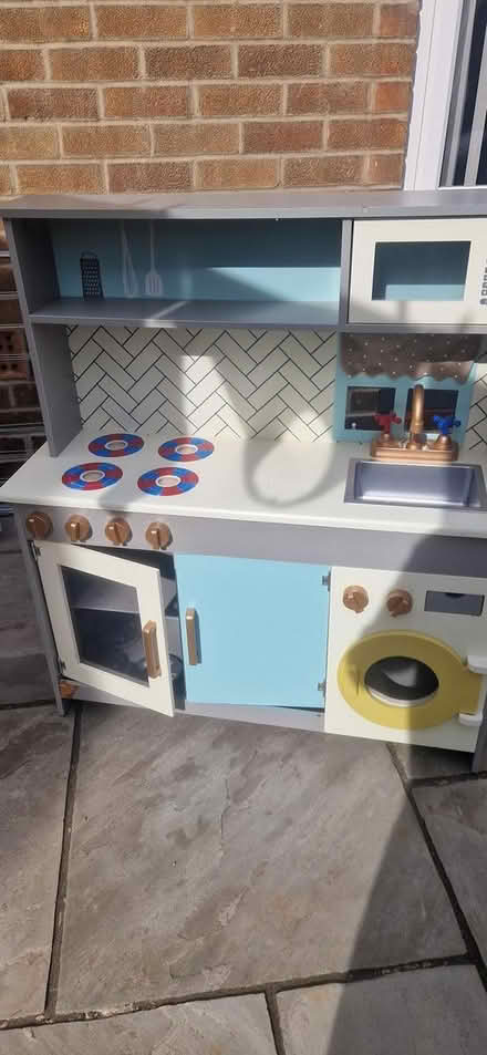 Photo of free Wooden play kitchen (Bestwood park nottingham NG5) #1