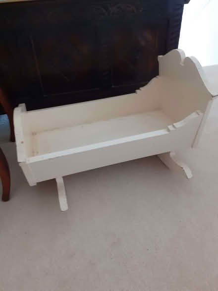 Photo of free Wooden Cradle (Askett HP27) #1