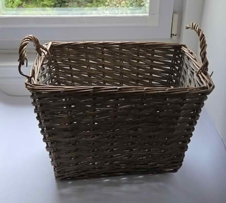 Photo of free Wicker basket (Oxgangs EH13) #1