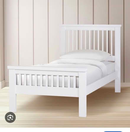 Photo of free Single bed (Napsbury AL2) #1