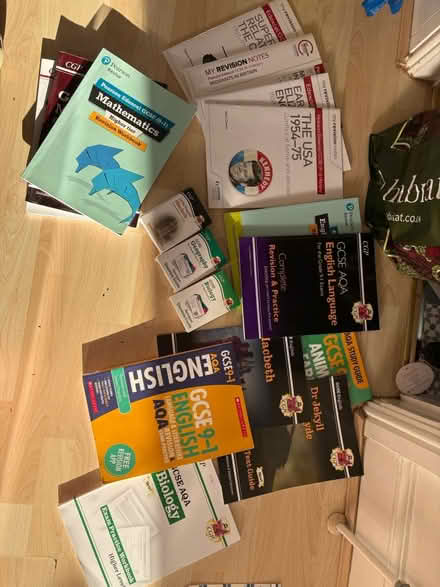 Photo of free GCSE workbooks and cards (Patcham - BN1) #1