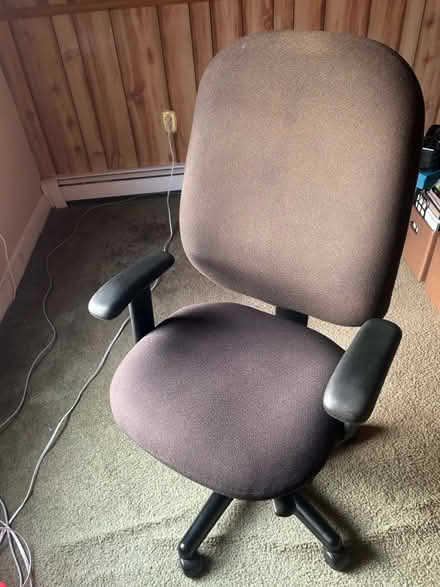 Photo of free Office Chair (Main Street, Stoneham) #1