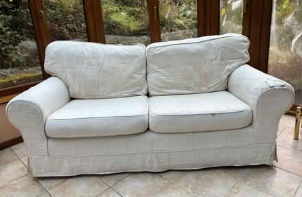 Photo of free Comfortable Settee for renovation (Kettleshulme SK23) #1