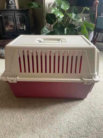 Photo of free dog crate - small to medium (De Parys MK40) #2