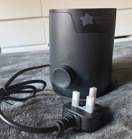 Photo of free Baby bottle warmer (Little Ilford E12) #1