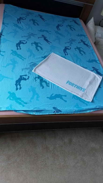 Photo of free Small double duvet bedding (Belfast BT11) #2