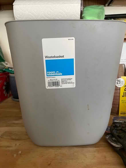 Photo of free Waste basket 3 gallon (Roselle) #1