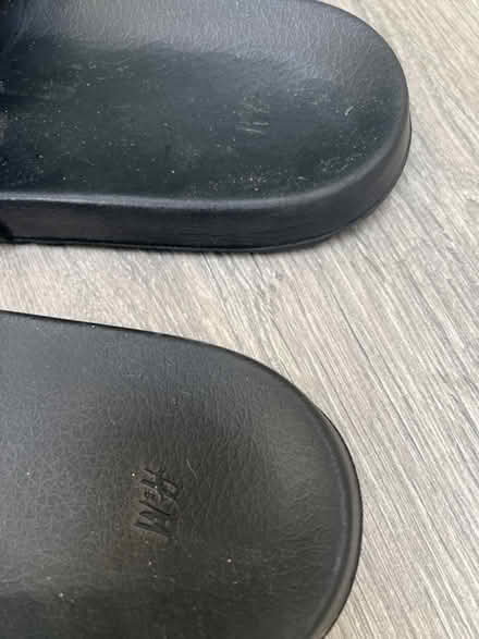 Photo of free Women’s Black Pool Slides. Size 40/41. (Southsea PO4) #3