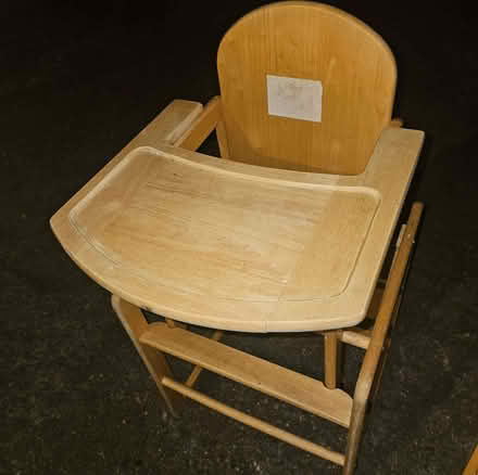Photo of free Baby to Toddler Feeding Chair 1 converts into desk 2 grows (Headington OX3) #2