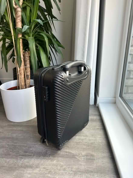 Photo of free 10kg suitcase (CM1) #2