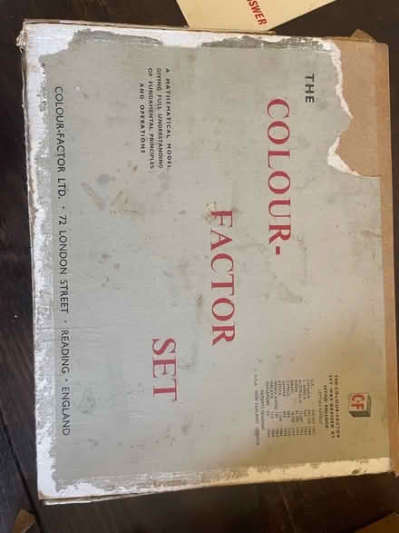 Photo of free Colour factor mathematical teaching aid (De Parys MK40) #3