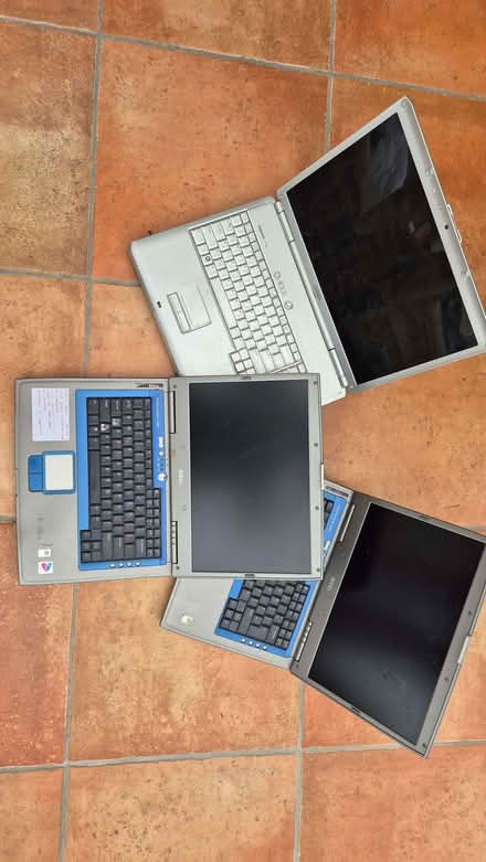 Photo of free Laptops x 3 (Loosley Row HP27) #1