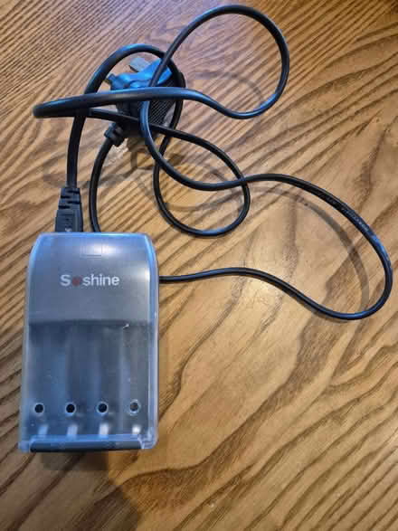 Photo of free AA battery charger (Stroud top of town GL5 1) #1