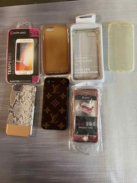 Photo of free iPhone 7 screen protector and cases (Bronx) #1